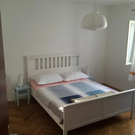 Hortenzija Lägenhet